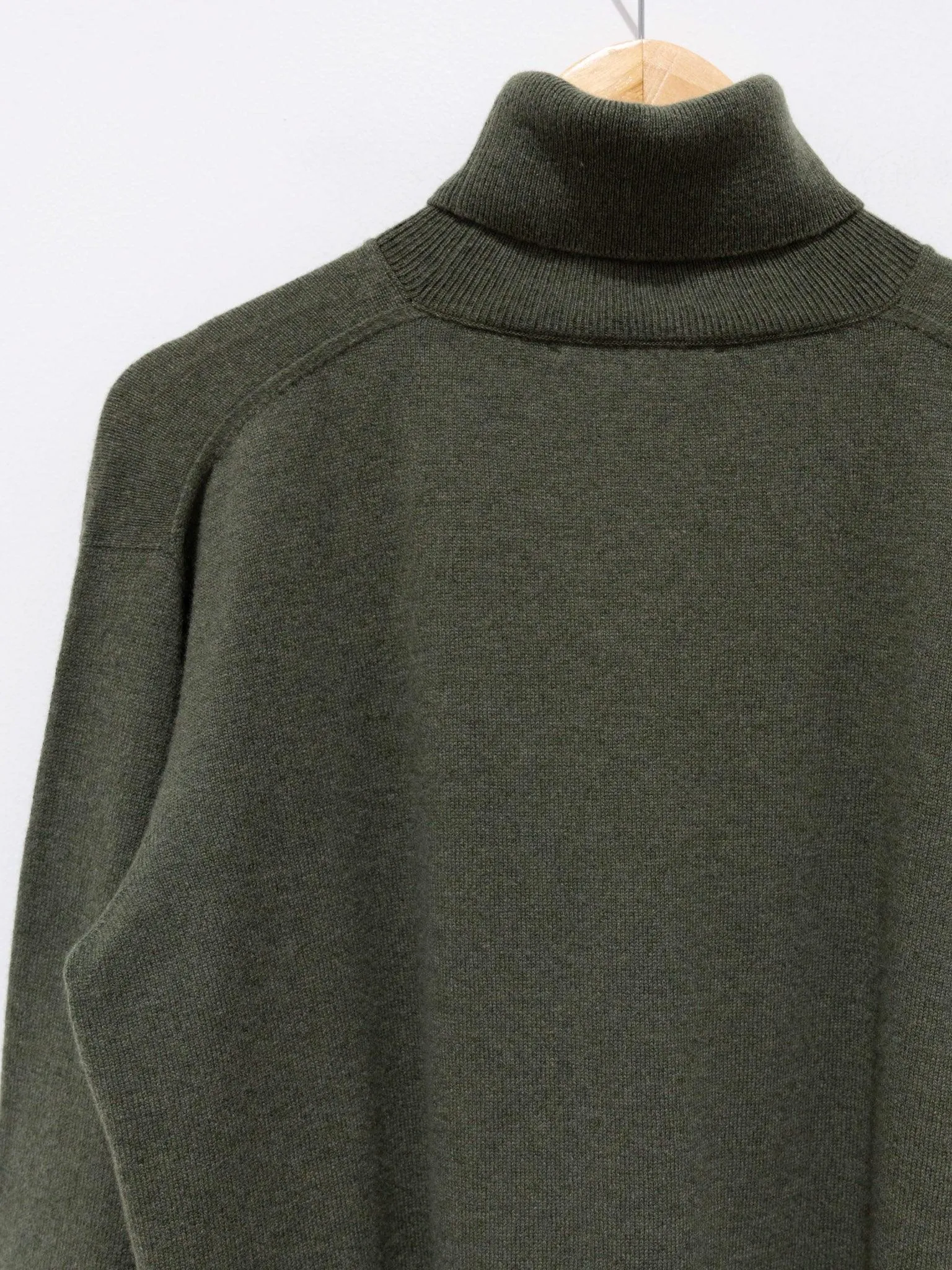 Mambo High Neck Sweater - Military