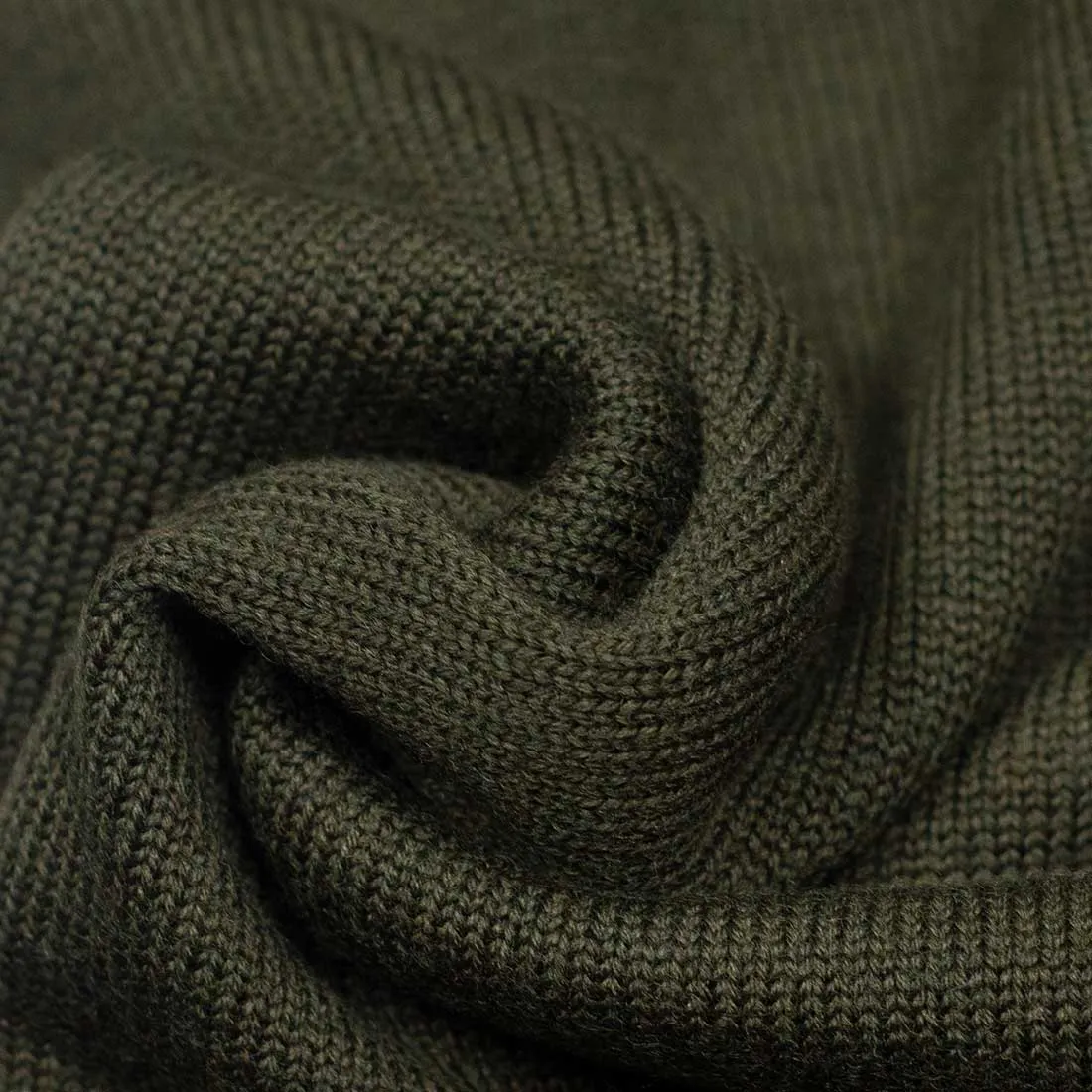Naval turtleneck sweater in dark green merino wool